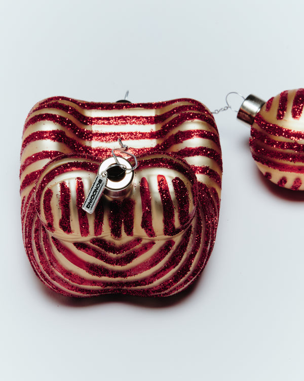 BONDDING PROTEST CHAIR ORNAMENT