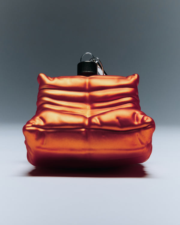 BONDDING SURRENDER CHAIR ORNAMENT