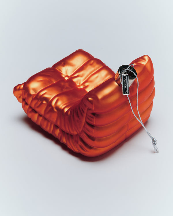 BONDDING SURRENDER CHAIR ORNAMENT