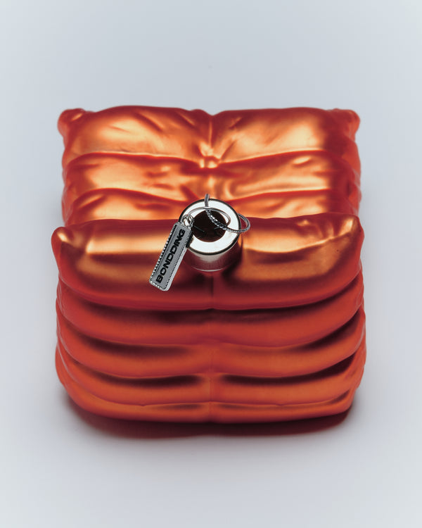 BONDDING SURRENDER CHAIR ORNAMENT