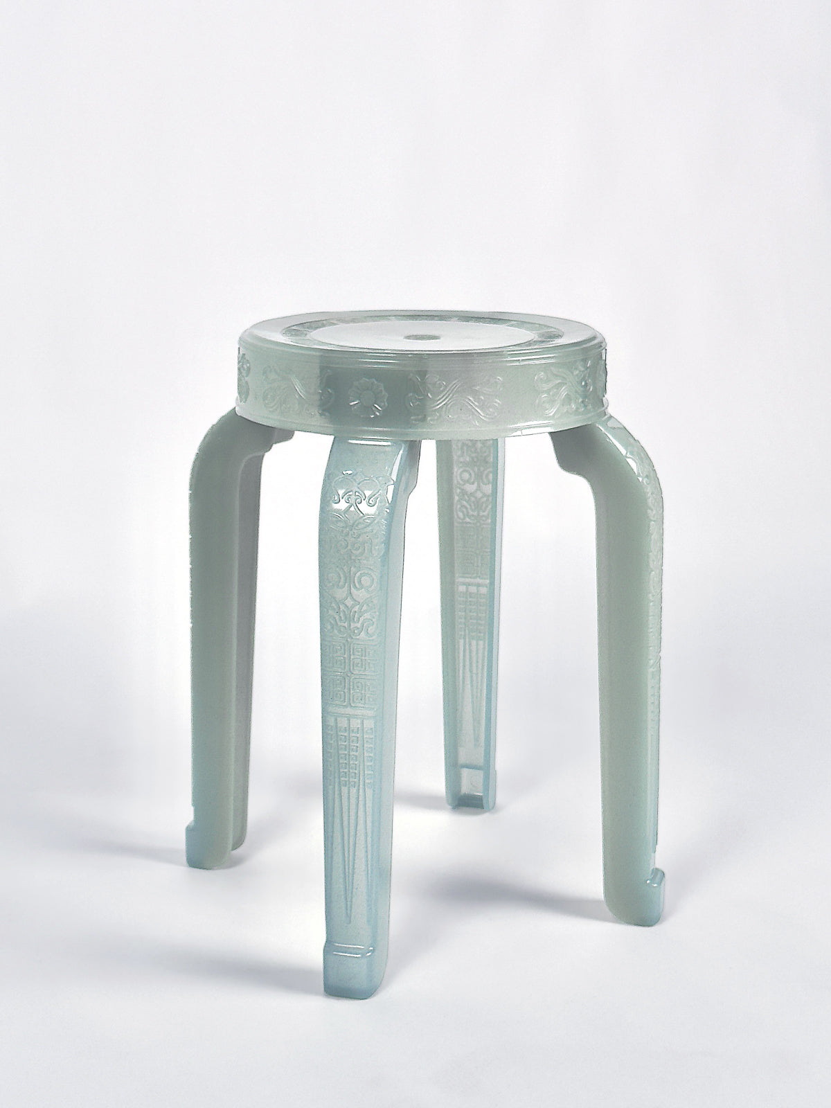 RUMBA BOR CHOEI RECYCLED PLASTIC STOOL