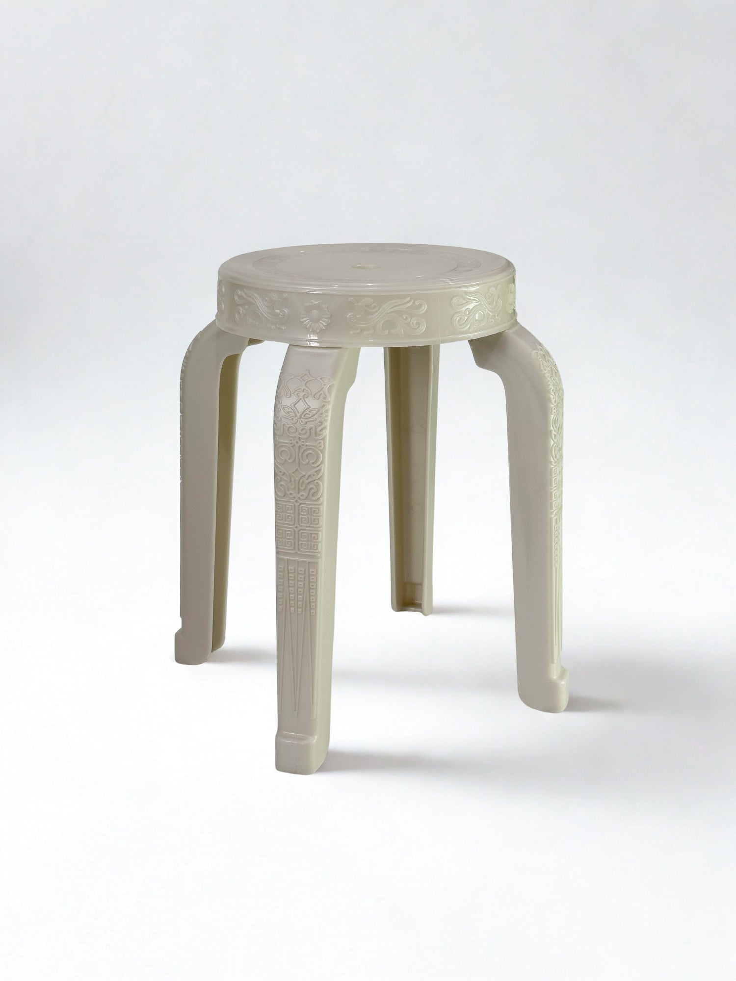 RUMBA BOR CHOEI RECYCLED PLASTIC STOOL