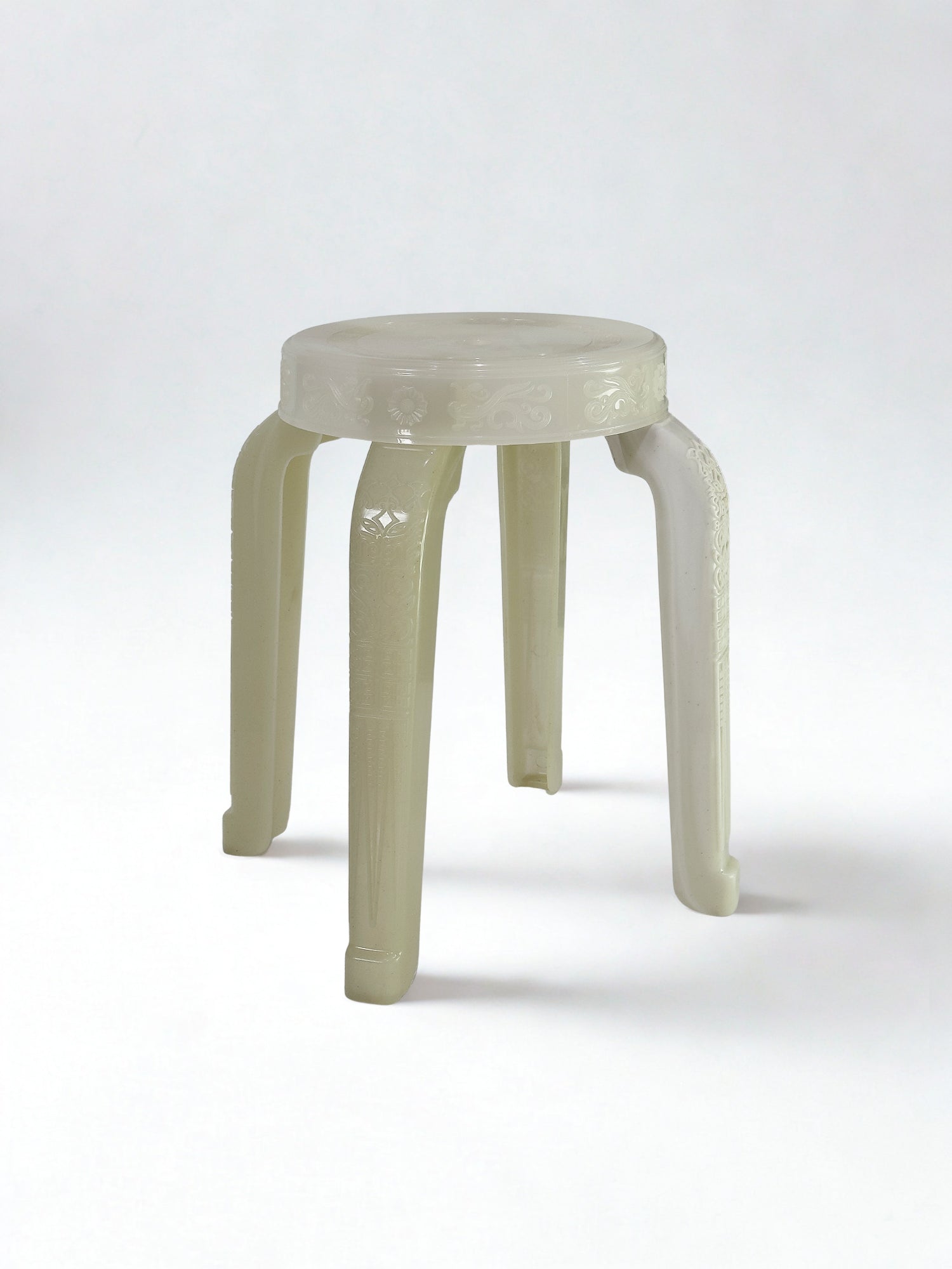 RUMBA BOR CHOEI RECYCLED PLASTIC STOOL